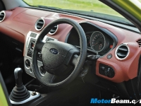 thumbs 2010 Ford Figo  (2) photo